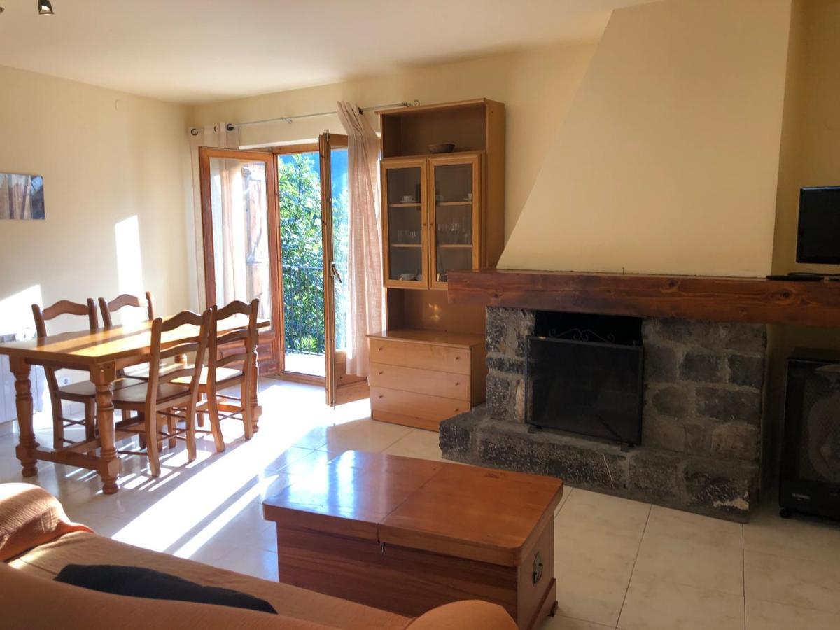 Apartaments El Tarter Erill la Vall Exteriör bild