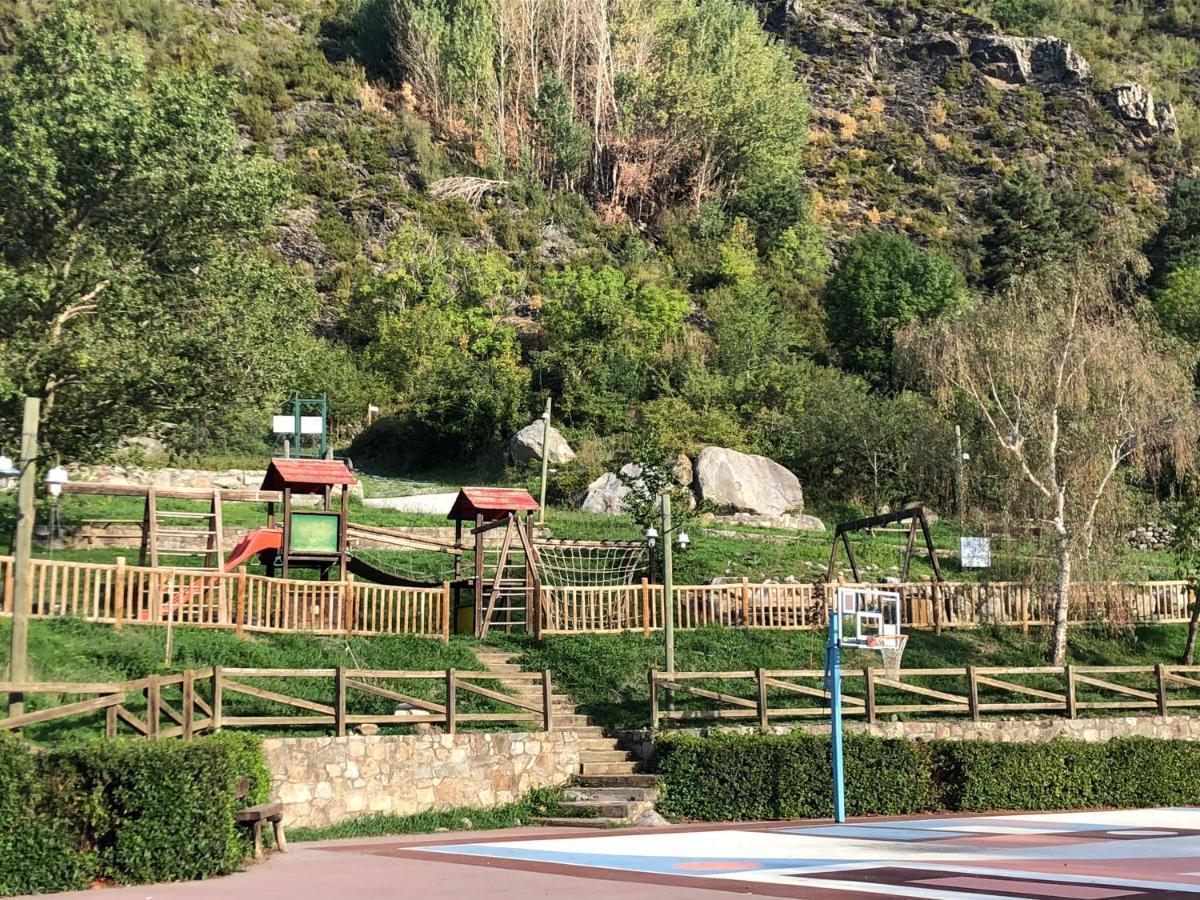 Apartaments El Tarter Erill la Vall Exteriör bild