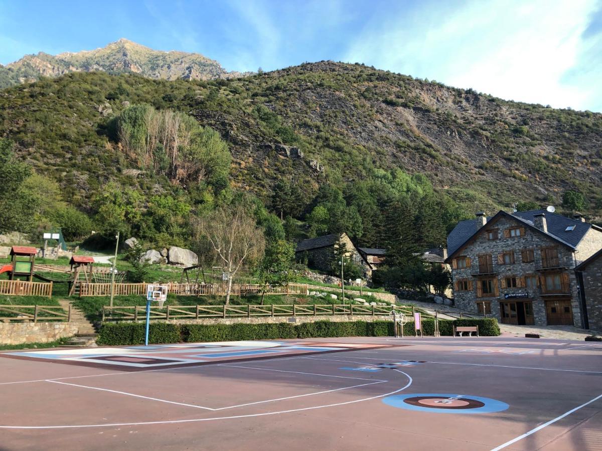 Apartaments El Tarter Erill la Vall Exteriör bild